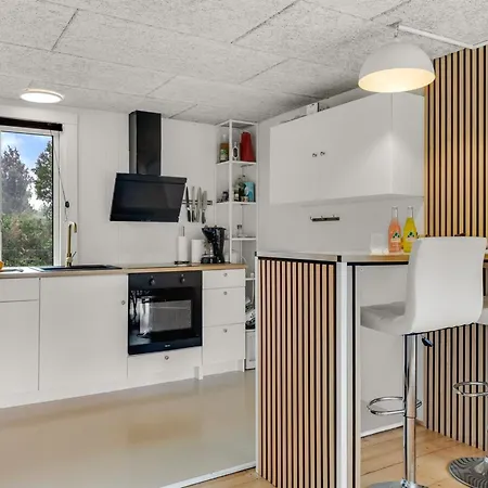 Elisa - 600m From The Sea By Interhome Feriehus Hals