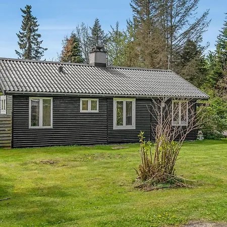 Elisa - 600m From The Sea By Interhome * Hals